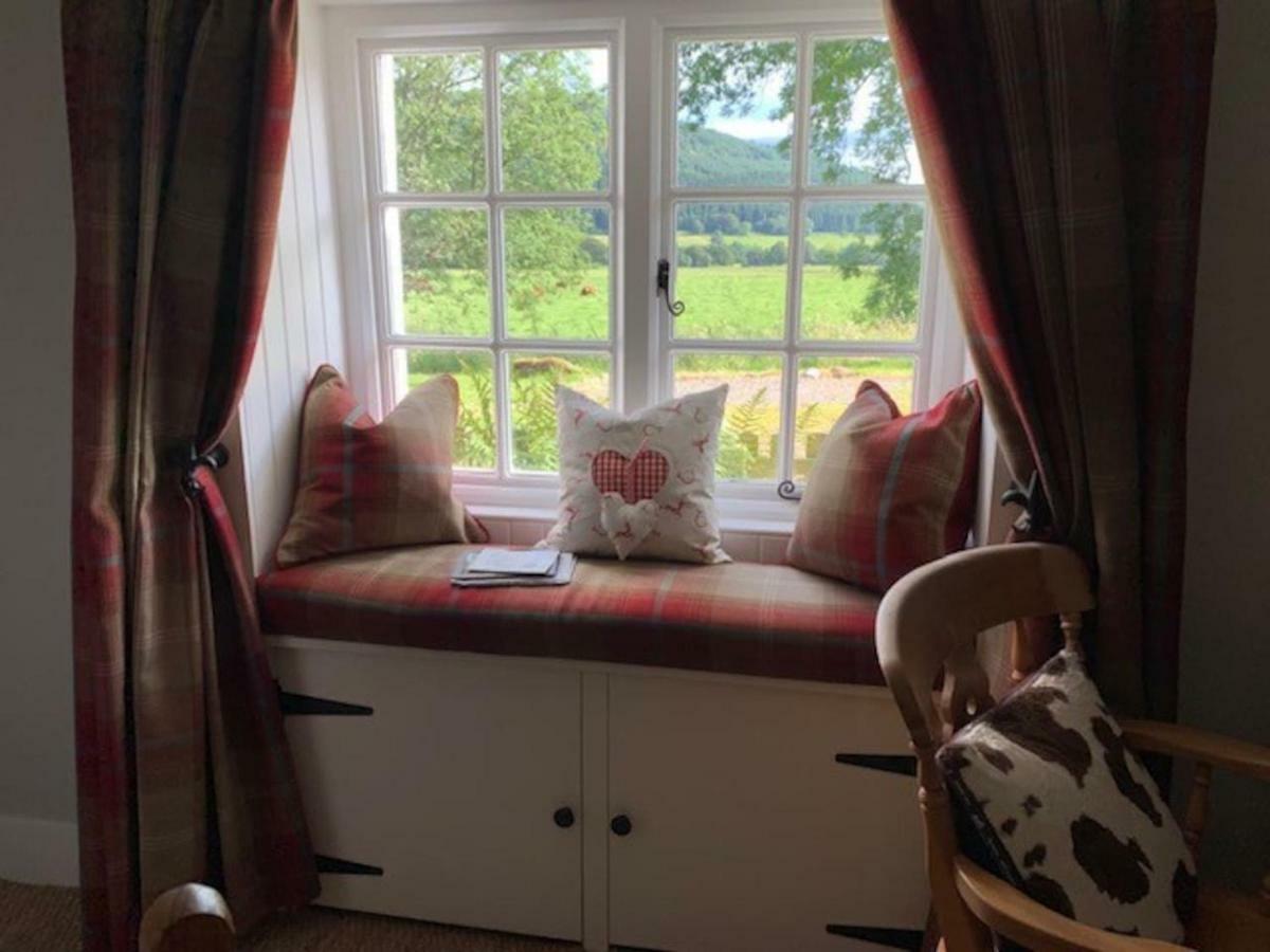 Glencroft A Fairytale Highland Cottage 애버펠디 외부 사진